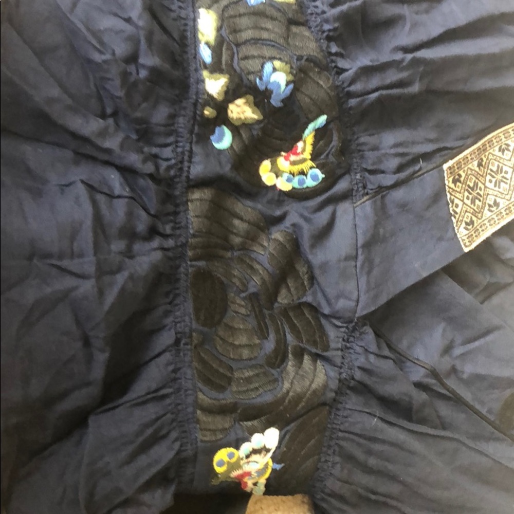 Shirt - Picture 3 of 3